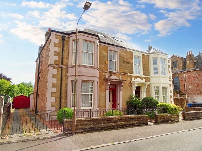 4 Bedroom Semi-Detached House For Sale In Glebe Terrace, Alloa, FK10