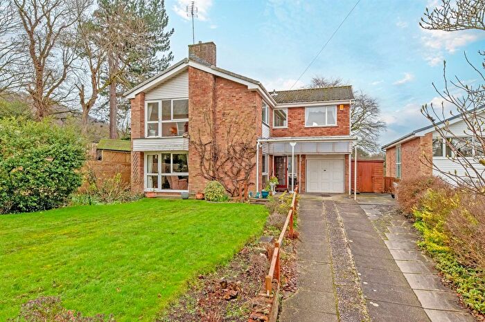 5 Bedroom Detached House For Sale In Howey Rise, Frodsham, WA6