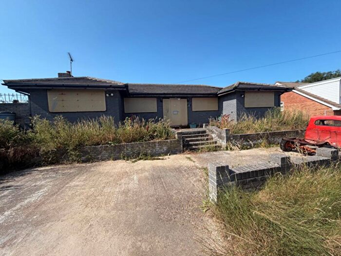 4 Bedroom Bungalow For Sale In Leerose, Preston Hall Gardens, Warden, Sheerness, Kent, ME12