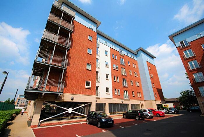 2 Bedroom Flat To Rent In Walker House, Elmira Way, Salford, M5