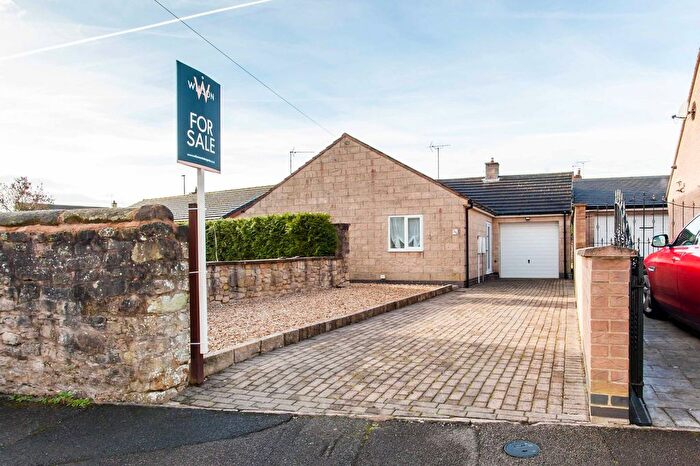 2 Bedroom Detached Bungalow For Sale In Romeley Crescent, Clowne, S43