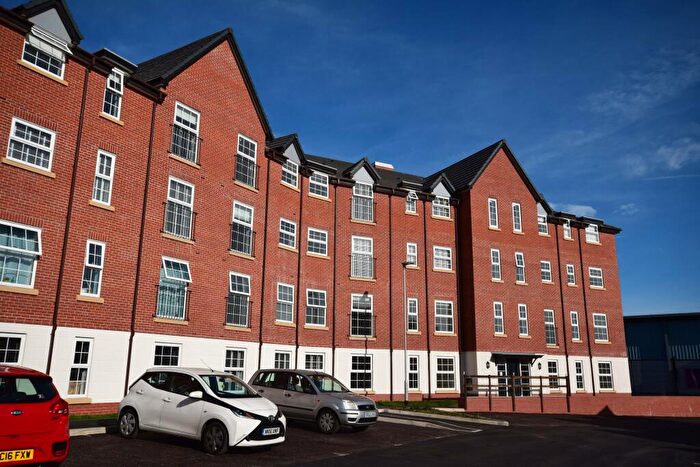 2 Bedroom Flat To Rent In Off Watery Road, Wrexham, LL13