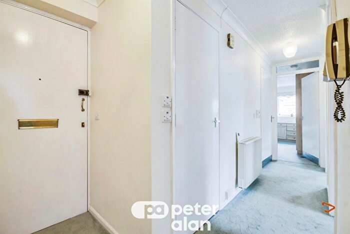 2 Bedroom Apartment For Sale In Stow Park Crescent, Newport, NP20