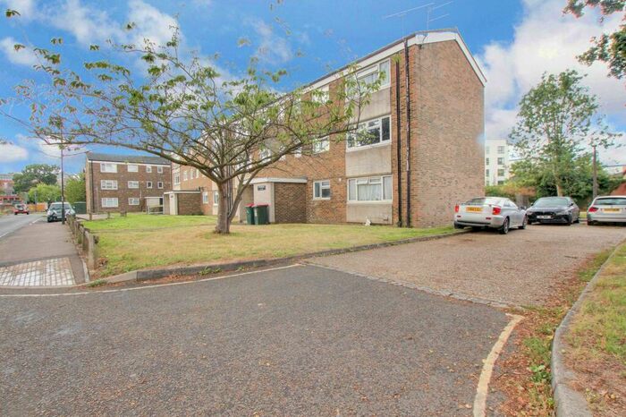 1 Bedroom Apartment To Rent In Woolborough Road, Crawley, RH10