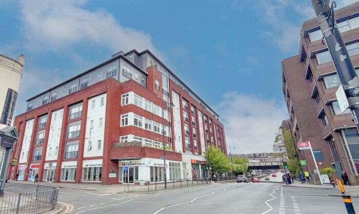 1 Bedroom Flat To Rent In Manor Road, Wallington, Surrey., SM6