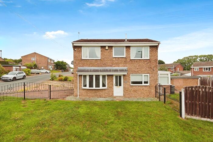 3 Bedroom Detached House For Sale In Fleming Way, Flanderwell, Rotherham, S66