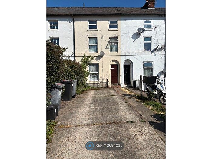 2 Bedroom Flat To Rent In Chatham St, Reading, RG1