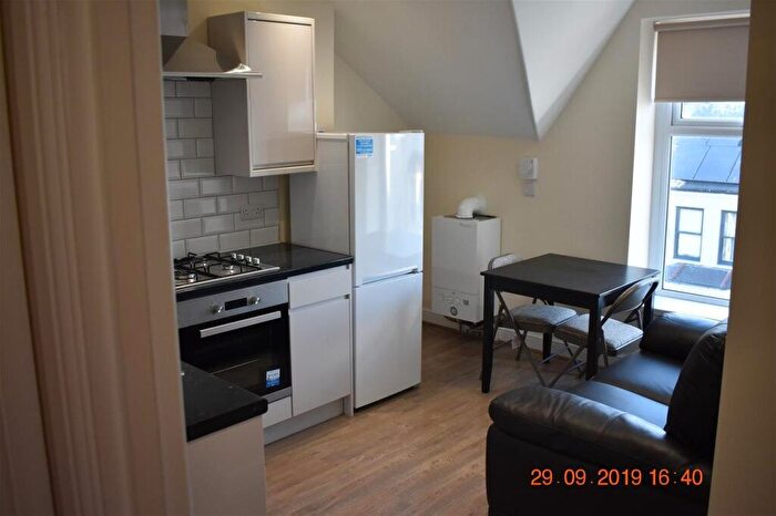 2 Bedroom House To Rent In Northcote Street, CF24