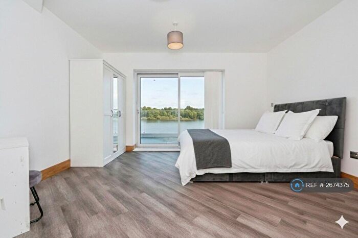 4 Bedroom Penthouse To Rent In High Street, Kent, DA11