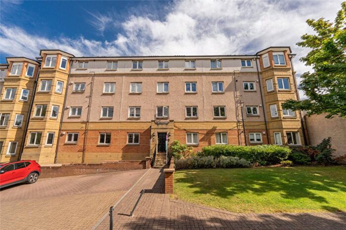 2 Bedroom Flat For Sale In / Easter Dalry Rigg, Edinburgh, EH11