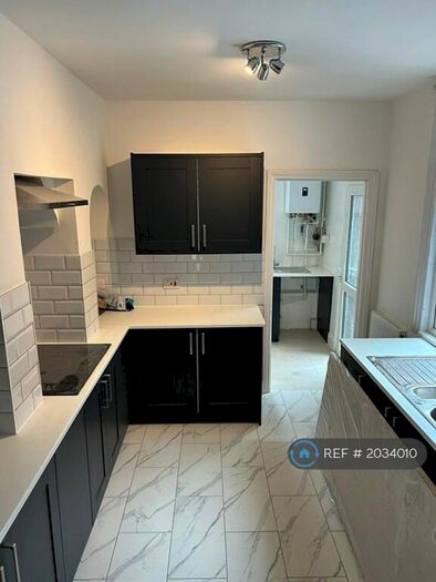 4 Bedroom Terraced House To Rent In St.Pauls Road, Northampton, NN2