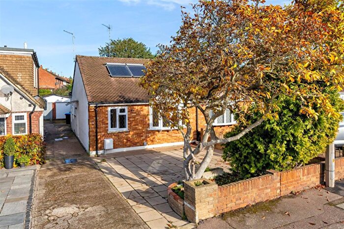 2 Bedroom Semi-detached Bungalow For Sale In Princes Close, North Weald., CM16