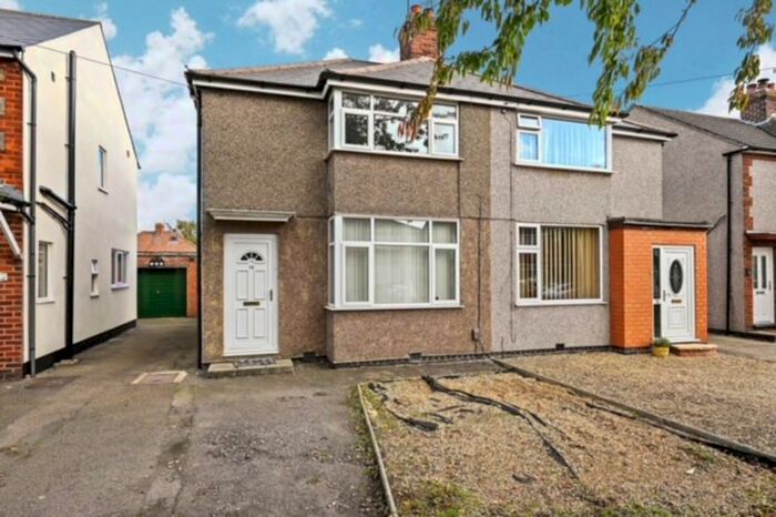 2 Bedroom Semi-Detached House To Rent In Charter Road, Rugby, CV22