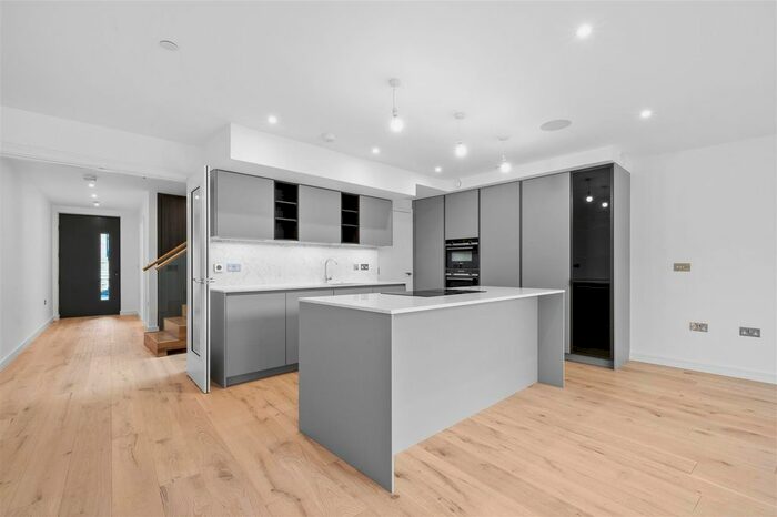 4 Bedroom Terraced House To Rent In Orchard Grove, West Wimbledon, SW20