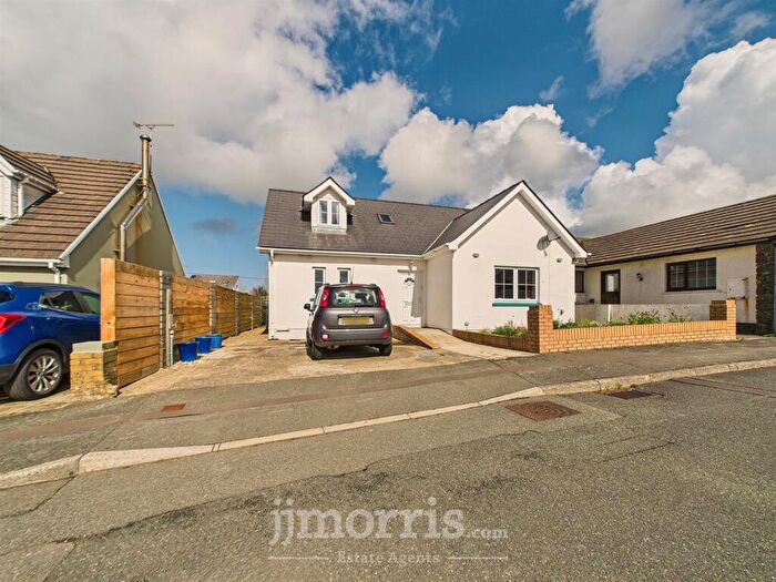 3 Bedroom Detached Bungalow For Sale In B Craig Las, Letterston, Haverfordwest, SA62