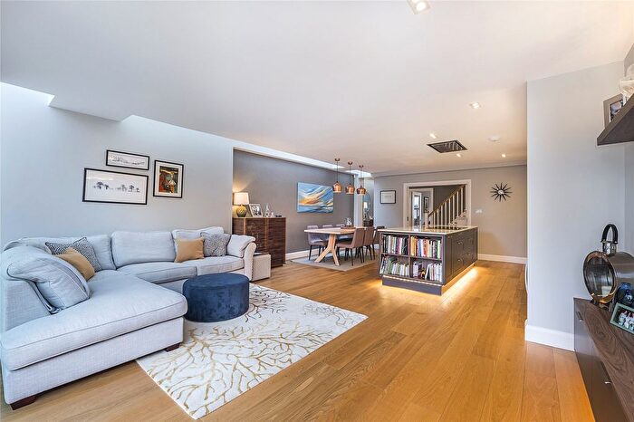 3 Bedroom Detached House To Rent In Wolsey Road, Esher, Surrey, KT10