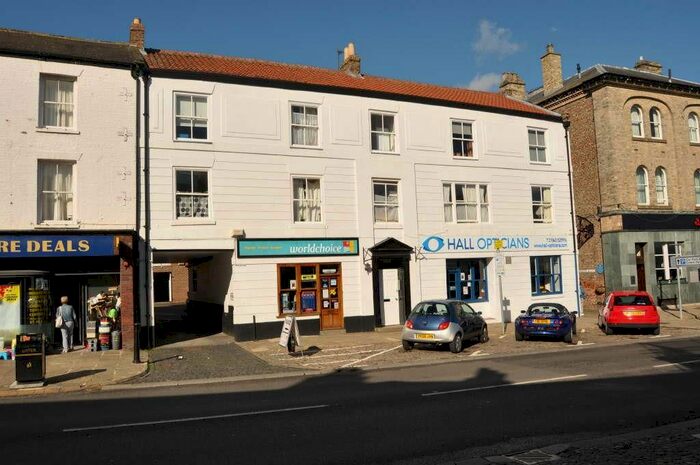 1 Bedroom Flat To Rent In Market Place, Thirsk YO7