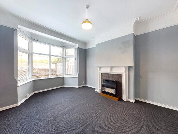 4 Bedroom Semi-Detached House For Sale In Mayo Road, Nottingham, Nottinghamshire, NG5
