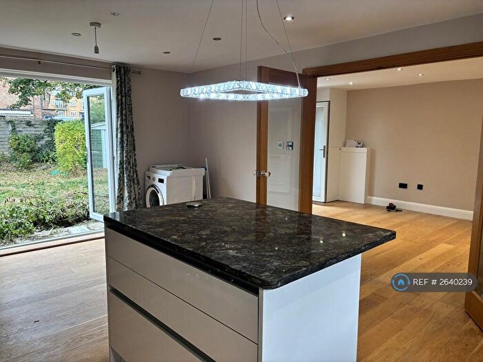 4 Bedroom Terraced House To Rent In Moat Crescent, London, N3