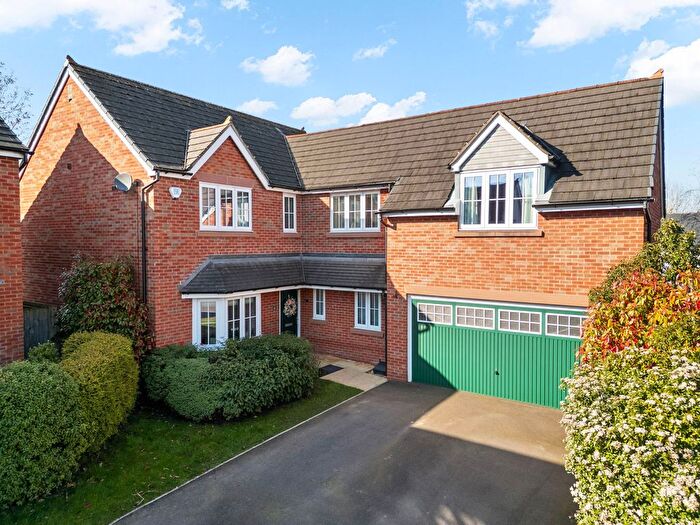 5 Bedroom Detached House For Sale In Springbrook, Walton, WA4