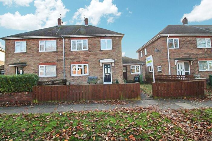 3 Bedroom Semi-Detached House To Rent In Bothal Avenue, Choppington, NE62