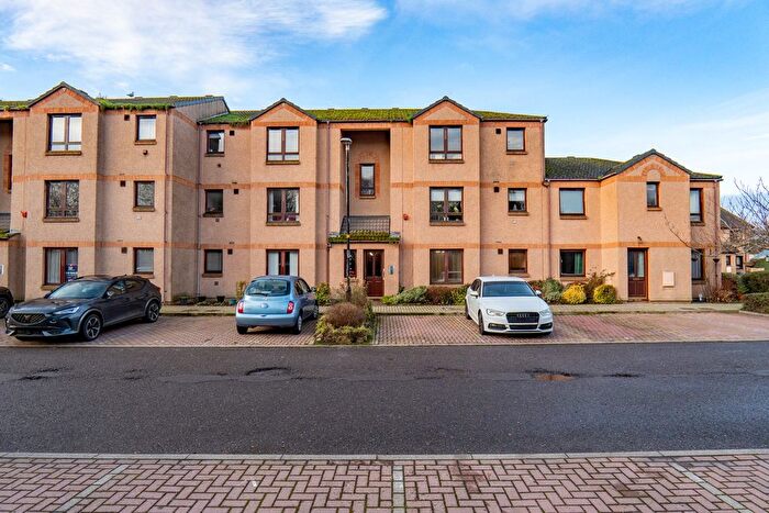 2 Bedroom Flat For Sale In Cambrai Court, Dingwall, IV15