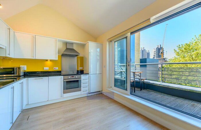 2 Bedroom Flat To Rent In George Mathers Road, SE11