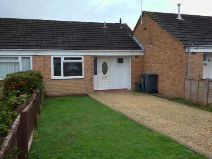 1 Bedroom Terraced Bungalow To Rent In Fieldcourt Gardens, Quedgeley, Gloucester, GL2