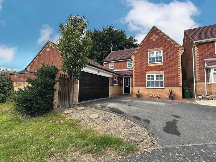 4 Bedroom Detached House For Sale In Heydon Close, Belper, DE56