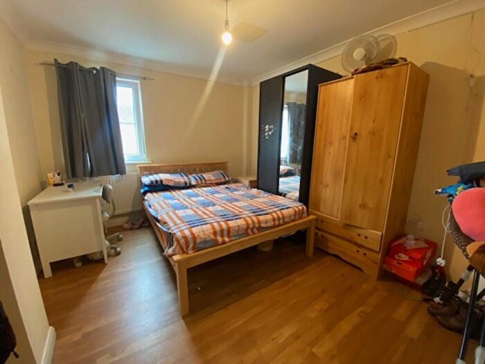 2 Bedroom Apartment To Rent In Queen Street, Portsmouth, PO1