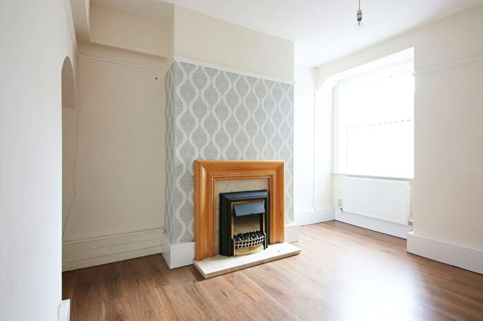 2 Bedroom Terraced House To Rent In Albany Terrace, Runcorn, WA7