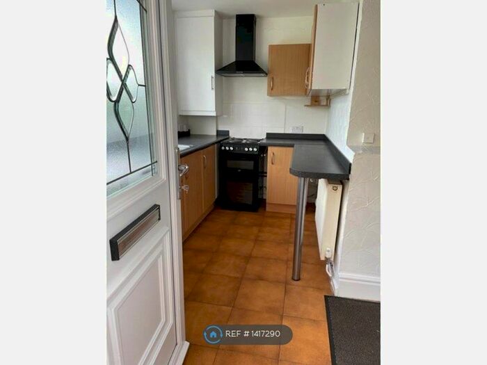 2 Bedroom Terraced House To Rent In South Terrace, Dewsbury, WF12