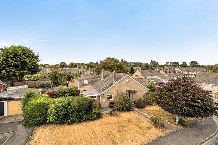 2 Bedroom Detached Bungalow For Sale In Willow Grove, South Cerney, GL7