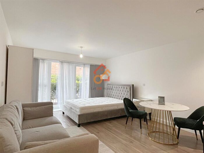 Studio To Rent In Fairbank House, Beaufort Square, London, NW9