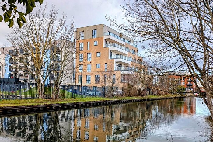 2 Bedroom Flat For Sale In Gibson Point, Salisbury Road, Southall, UB2