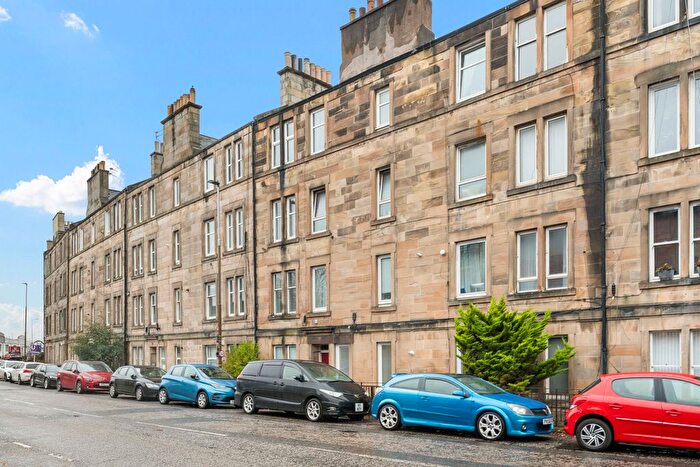 1 Bedroom Flat For Sale In Roseburn Street, Roseburn, Edinburgh, EH12