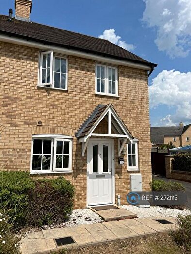 2 Bedroom End Of Terrace House To Rent In Fiona Way, Bedford, MK41