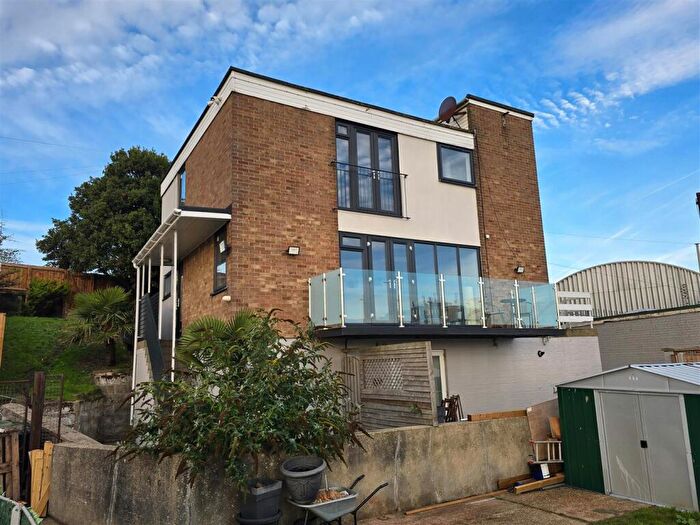 5 Bedroom Detached House For Sale In Ferry Hill, Gorleston, NR31