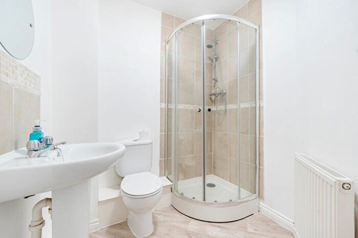 2 Bedroom Apartment For Sale In Turberville Place, Warwick - % Of Outstanding Shared Ownership Apartment, CV34