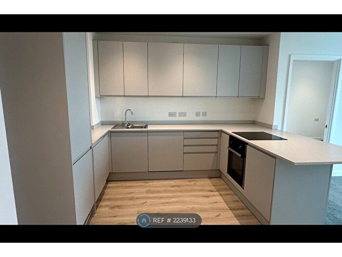 2 Bedroom Flat To Rent In Wharf End, Trafford Park, Manchester, M17
