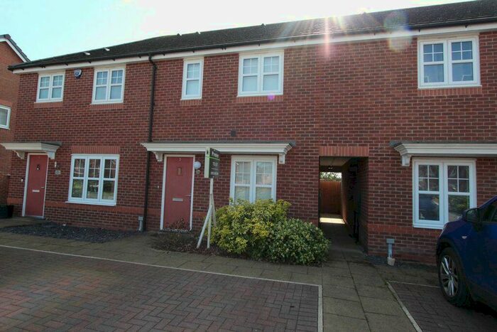 2 Bedroom House To Rent In Linacre Close, Ellesmere Port, CH65