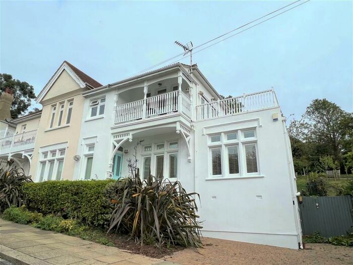 2 Bedroom Semi-Detached House To Rent In Leigh Park Road, Leigh-On-Sea, SS9