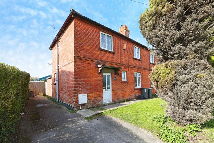 3 Bedroom Semi Detached House For Sale In Nursteed Road, Devizes, SN10
