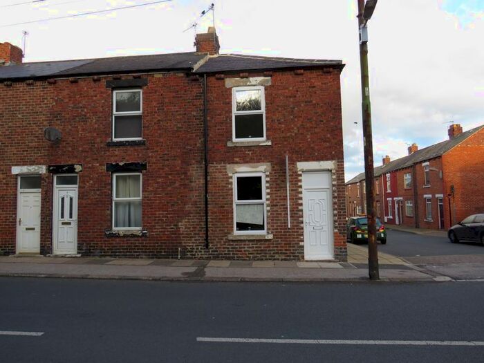 3 Bedroom End Of Terrace House To Rent In Lime Terrace, Bridge Place, Bishop Auckland, DL14