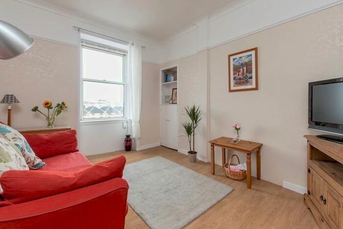 1 Bedroom Flat To Rent In Wheatfield Place, Gorgie, Edinburgh, EH11