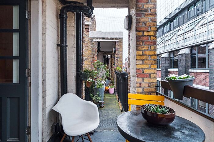1 Bedroom Flat To Rent In Corfield Street, Tower Hamlets, E2