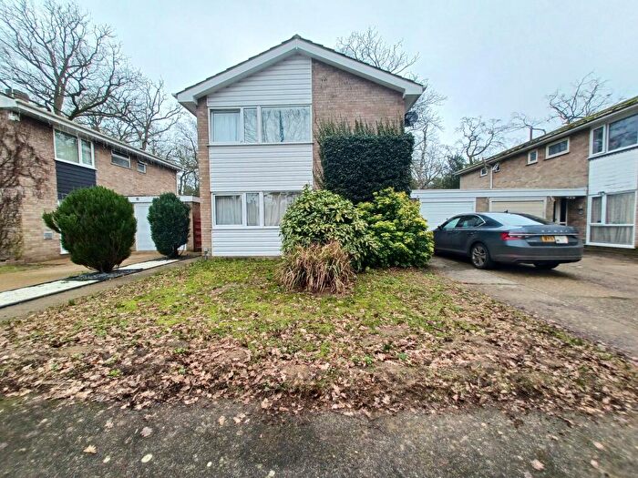 4 Bedroom Cottage To Rent In Woodlands Way, Mildenhall, IP28