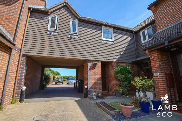 2 Bedroom Semi-Detached House For Sale In Portsmouth Road, Clacton-On-Sea, CO15