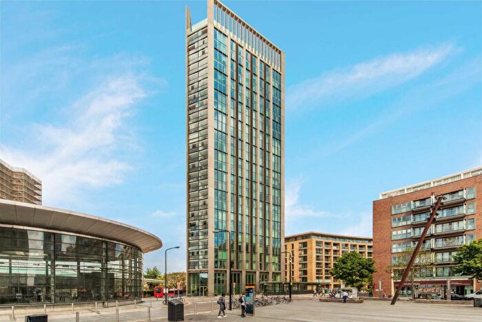 1 Bedroom Flat To Rent In Surrey Quays Road, London, SE16