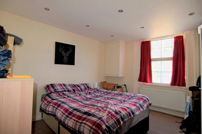 1 Bedroom Flat To Rent In New North Road, London, N1